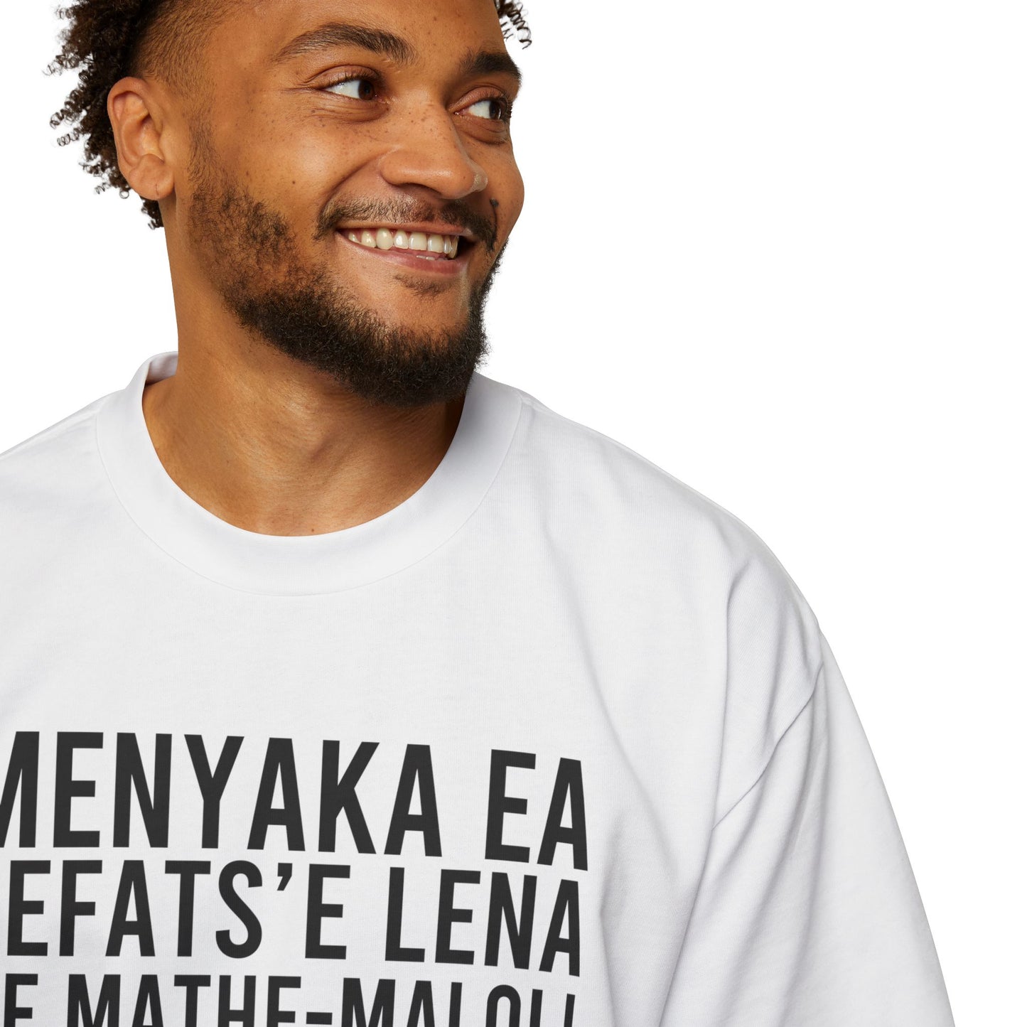 Menyaka ea lefats'e lena Men's Heavy Oversized Tee